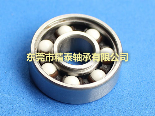 判别混合陶瓷球轴承质量好坏的五个技巧